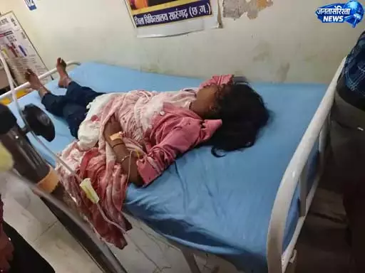 श्रद्धालुओं से भरी पिकअप को ट्रक ने मारी टक्कर, 2 की मौत, 15 घायल श्रद्धालुओं से भरी पिकअप को ट्रक ने मारी टक्कर, 2 की मौत, 15 घायल