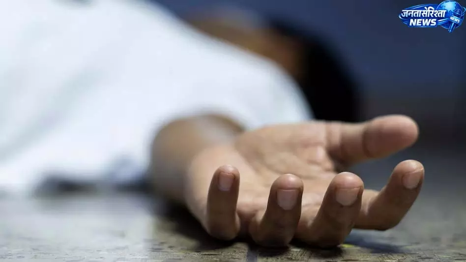 मटेरियल लिफ्ट ट्रॉली में करंट आने से मजदूर की मौत मटेरियल लिफ्ट ट्रॉली में करंट आने से मजदूर की मौत