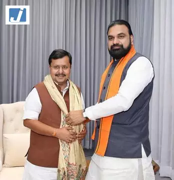 CM सम्राट चौधरी ने BJP अध्यक्ष नितिन नबीन से की मुलाकात CM सम्राट चौधरी ने BJP अध्यक्ष नितिन नबीन से की मुलाकात