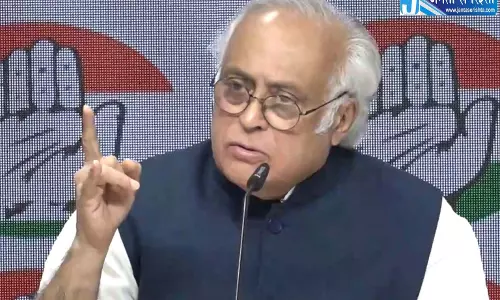 GDP आंकड़ों पर जयराम रमेश का हमला बोले तस्वीर अधूरी GDP आंकड़ों पर जयराम रमेश का हमला बोले तस्वीर अधूरी