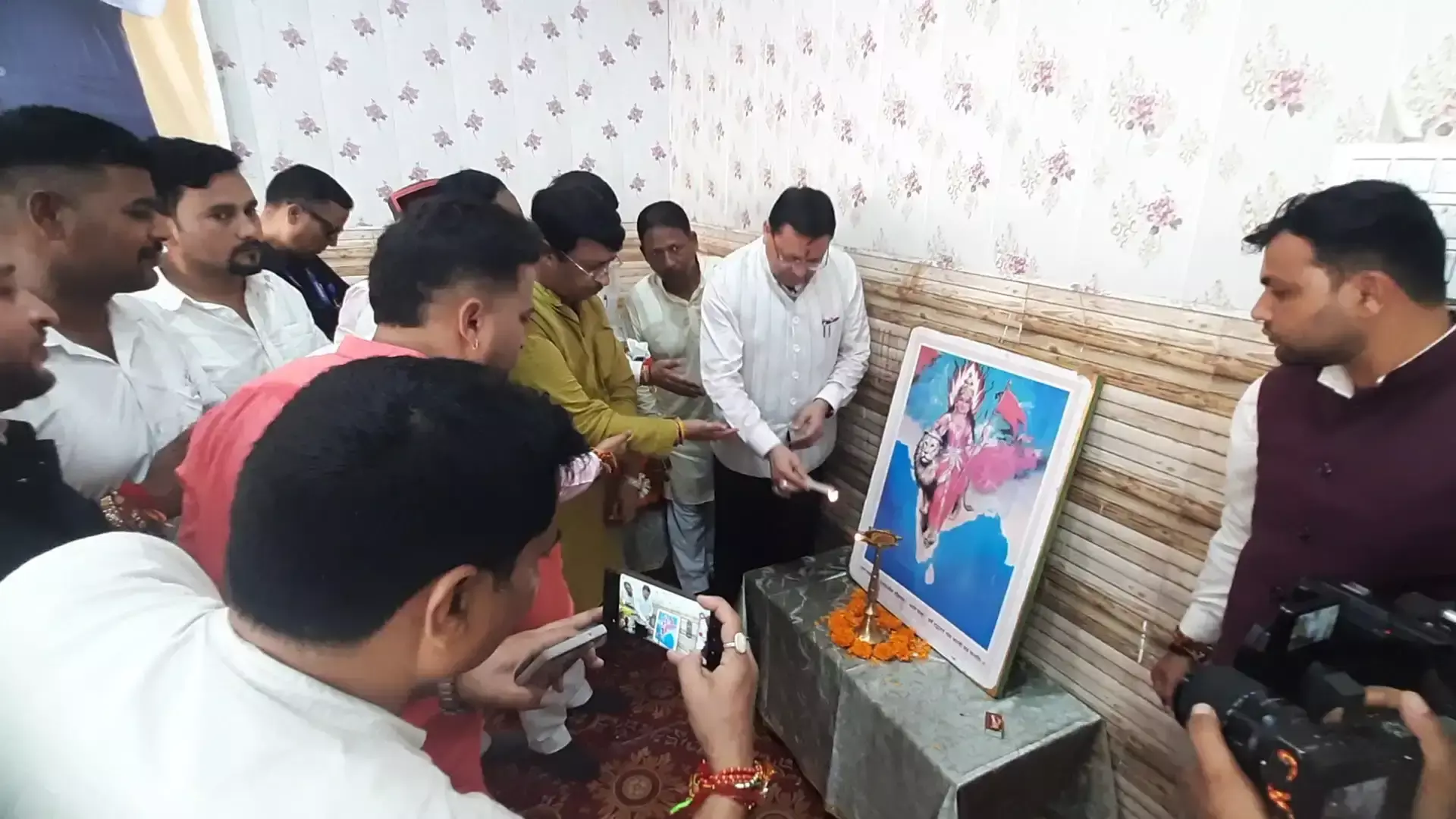 Champawat: युवा शक्ति को विकसित भारत की बुनियाद बताया, सीएम धामी का आह्वान Champawat: युवा शक्ति को विकसित भारत की बुनियाद बताया, सीएम धामी का आह्वान