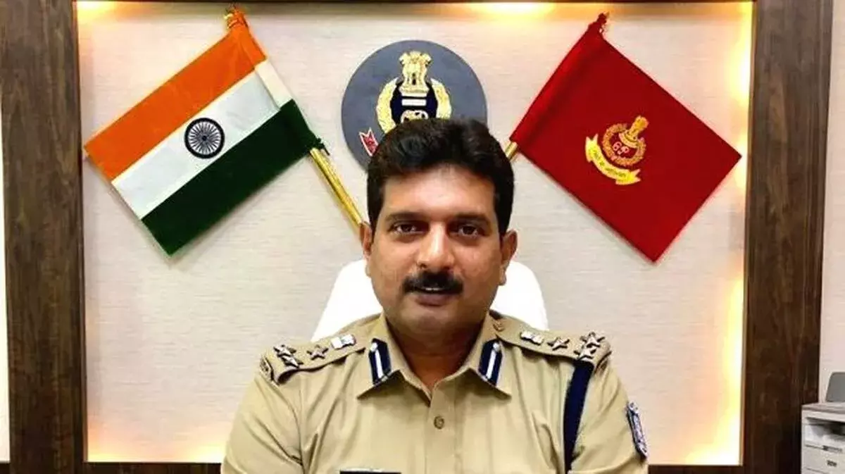 सस्पेंशन की जगह शानदार सर्विस एंट्री: IPS शेफीन अहमद K का संस्मरण
