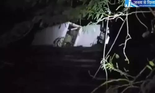 Andhra: कलनुथला धारा में रात भर फँसे तीन लोगों को सुरक्षित बचाया गया