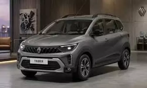 Renault Triber का टॉप मॉडल घर लाने का मौका 2 लाख डाउन पेमेंट के बाद इतनी होगी EMI Renault Triber का टॉप मॉडल घर लाने का मौका 2 लाख डाउन पेमेंट के बाद इतनी होगी EMI
