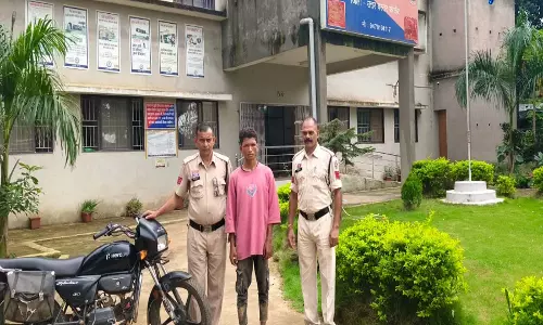बाइक चोरी का खुलासा, 18 साल का चोर गिरफ्तार