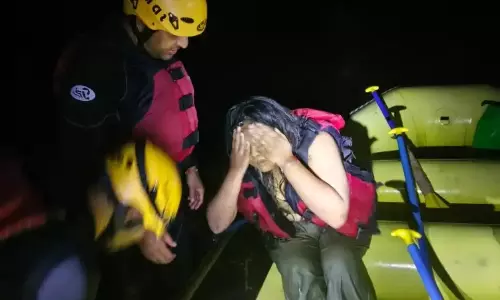 Dehradun: प्रेमनगर में कार को बहा ले गया तेज पानी, हादसे में दो लोगों की मौत