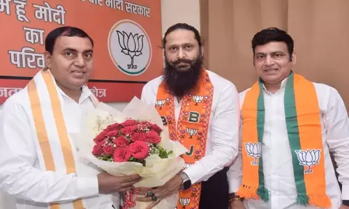 अशोक चौरसिया को संदीप चौरसिया ने दी बधाई