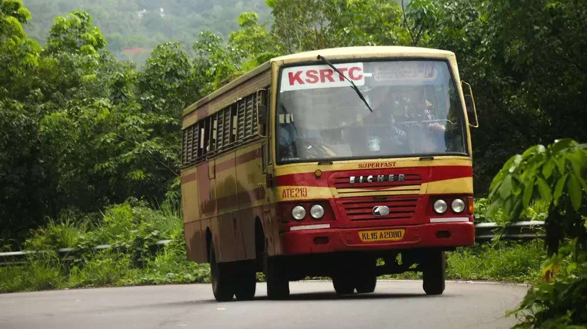 KSRTC को ओणम की सौगात: यात्रियों की भीड़ से कमाई में बंपर उछाल KSRTC को ओणम की सौगात: यात्रियों की भीड़ से कमाई में बंपर उछाल