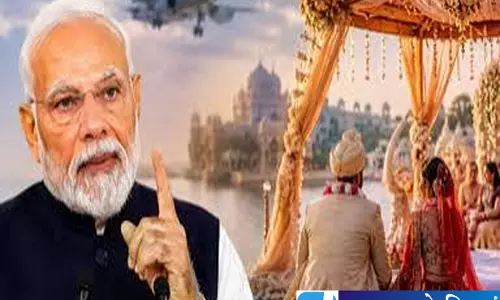 विदेश घूमने और गोल्ड खरीदने पर पीएम मोदी ने क्यों जताई चिंता विदेश घूमने और गोल्ड खरीदने पर पीएम मोदी ने क्यों जताई चिंता