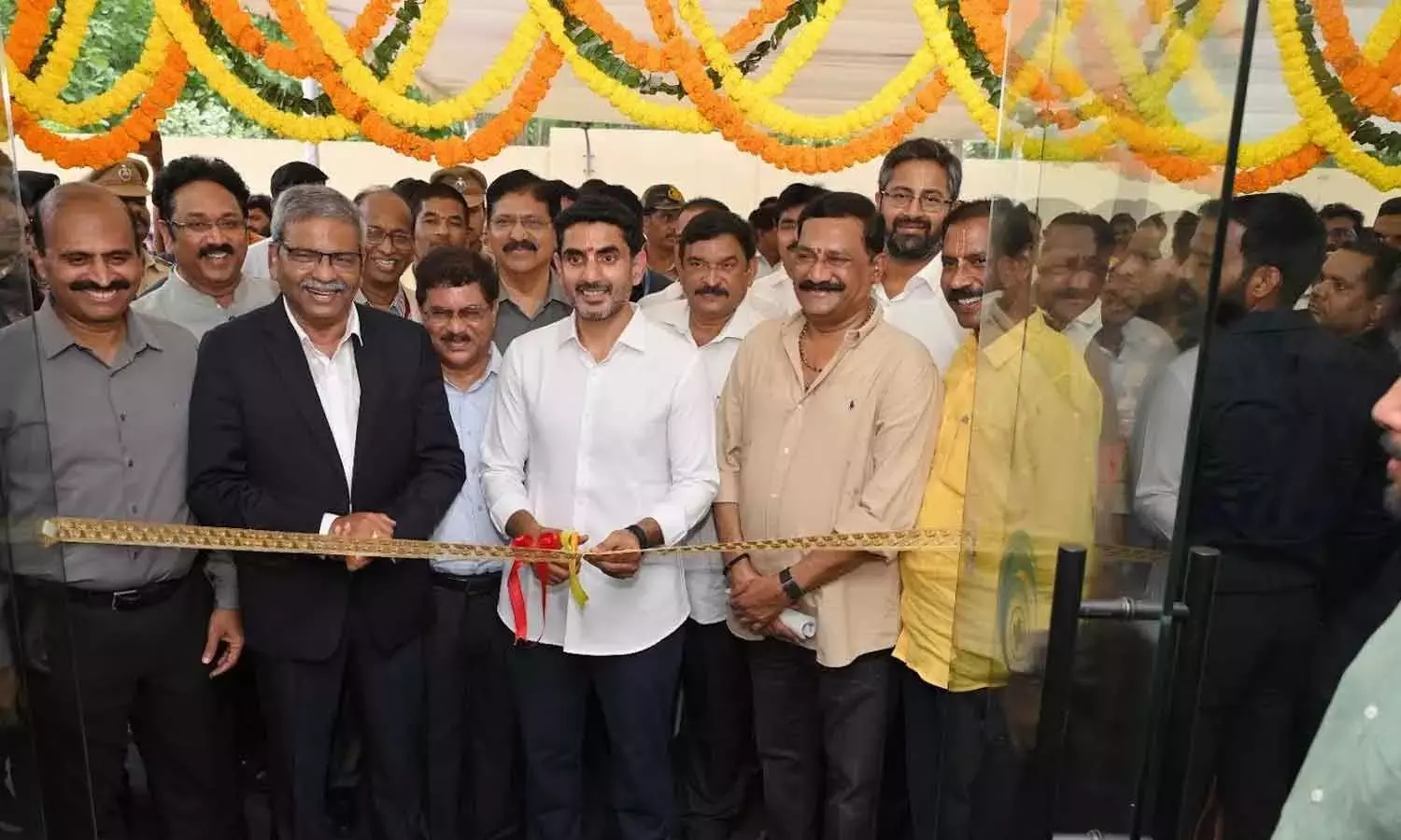 Andhra: लोकेश ने गंभीरम में स्नेहा संध्या एज केयर फाउंडेशन का उद्घाटन किया Andhra: लोकेश ने गंभीरम में स्नेहा संध्या एज केयर फाउंडेशन का उद्घाटन किया