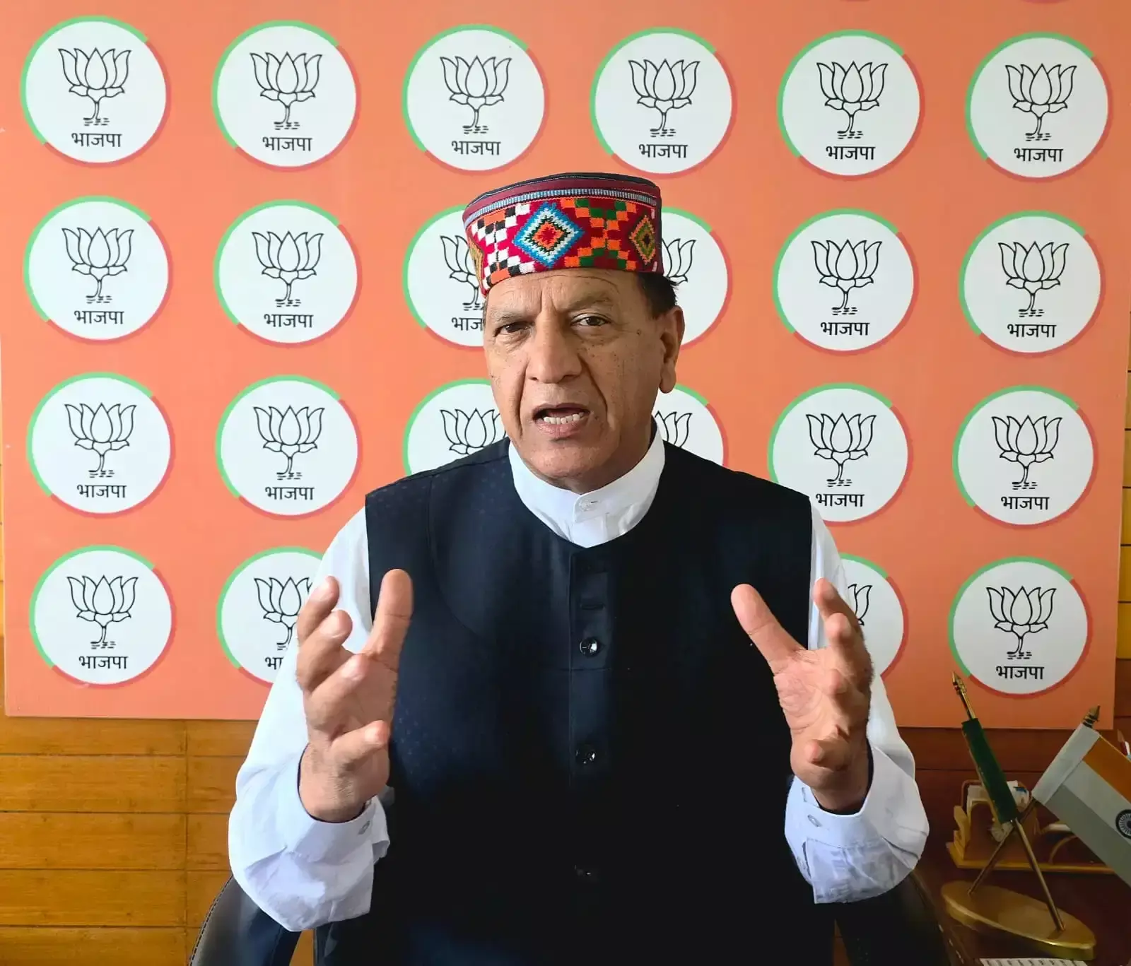 Shimla: रिटायर्ड कर्मचारियों को हक के लिए सड़कों पर उतरना पड़ रहा : राजीव बिंदल Shimla: रिटायर्ड कर्मचारियों को हक के लिए सड़कों पर उतरना पड़ रहा : राजीव बिंदल