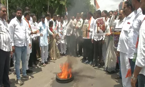 शुद्धिकरण विवाद को लेकर कांग्रेस कार्यकर्ताओं का विरोध तेज