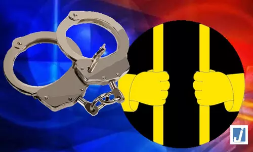 गिरफ्तार आरोपी के सिर में चोट चार टांके लगे पुलिस पर उठे सवाल