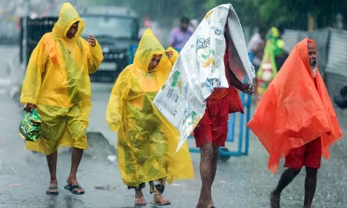 उत्तराखंड ने भारी से बहुत भारी बारिश के लिए रेड अलर्ट जारी किया उत्तराखंड ने भारी से बहुत भारी बारिश के लिए रेड अलर्ट जारी किया
