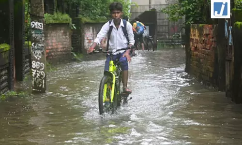 उत्तराखंड और उत्तर प्रदेश में बारिश का अलर्ट उत्तराखंड और उत्तर प्रदेश में बारिश का अलर्ट