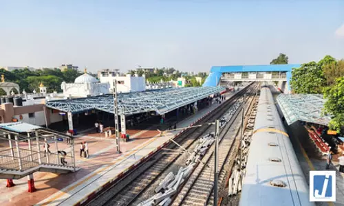बंगाल में आद्रा और जॉयचंडी पहाड़ के बीच 11 किलोमीटर लंबी बाईपास लाइन को मंजूरी बंगाल में आद्रा और जॉयचंडी पहाड़ के बीच 11 किलोमीटर लंबी बाईपास लाइन को मंजूरी