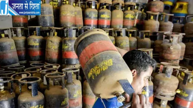 LPG महंगी होने से होटल कारोबार चिंतित LPG महंगी होने से होटल कारोबार चिंतित