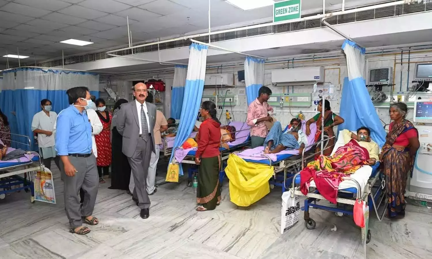 SVIMS में इमरजेंसी केयर पर ज़्यादा ध्यान दिया जाएगा: डायरेक्टर डॉ. जगदीश SVIMS में इमरजेंसी केयर पर ज़्यादा ध्यान दिया जाएगा: डायरेक्टर डॉ. जगदीश