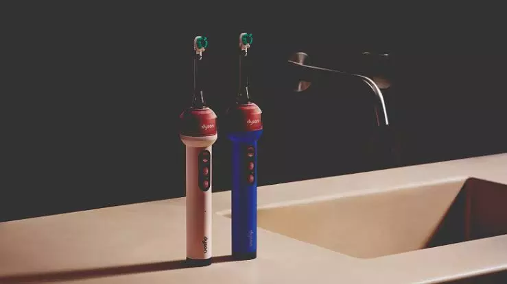 Dyson CameraJet: स्मार्ट AI टूथब्रश अब खुद ढूंढेगा और साफ करेगा गंदगी Dyson CameraJet: स्मार्ट AI टूथब्रश अब खुद ढूंढेगा और साफ करेगा गंदगी