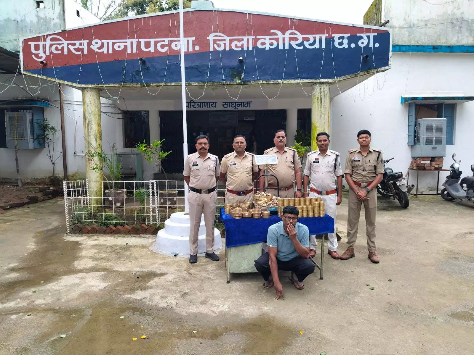 चोरी के 50 लाख के पार्ट्स खरीदने वाला आरोपी गिरफ्तार चोरी के 50 लाख के पार्ट्स खरीदने वाला आरोपी गिरफ्तार
