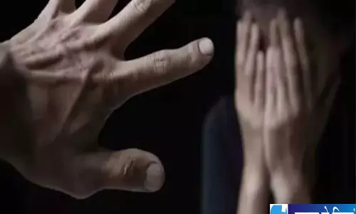 दुष्कर्म केस के बाद आरोपी के परिवार ने खुद को किया कैद दुष्कर्म केस के बाद आरोपी के परिवार ने खुद को किया कैद
