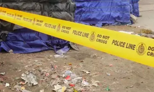 गुरुग्राम में फर्जी कॉल सेंटर का भंडाफोड़ 11 गिरफ्तार गुरुग्राम में फर्जी कॉल सेंटर का भंडाफोड़ 11 गिरफ्तार