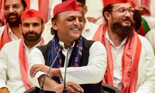 AI वीडियो पर भाजपा-सपा आमने-सामने AI वीडियो पर भाजपा-सपा आमने-सामने