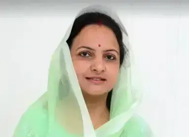Udaipur: कांग्रेस ने रास्ता रोका तो कविता ने दिया करारा जवाब, बदल गया सियासी खेल