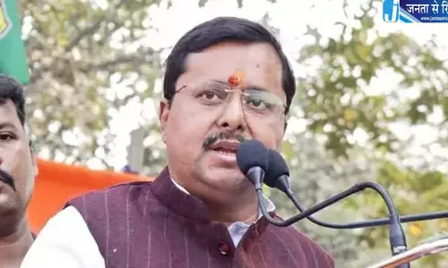 Telangana: बीजेपी के शीर्ष नेताओं ने राज्य प्रमुख एनआरआर की गिरफ्तारी की कड़ी आलोचना की