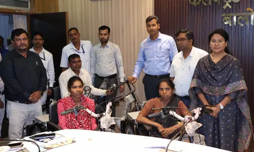 तीन दिव्यांगजनों की राह हुई आसान, मिली ट्राईसिकल बोले धन्यवाद विष्णु भैया