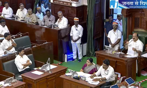 Tamil Nadu: तमिलनाडु विधानसभा और सचिवालय को फोर्ट सेंट जॉर्ज से कहीं और ले जा सकता है Tamil Nadu: तमिलनाडु विधानसभा और सचिवालय को फोर्ट सेंट जॉर्ज से कहीं और ले जा सकता है
