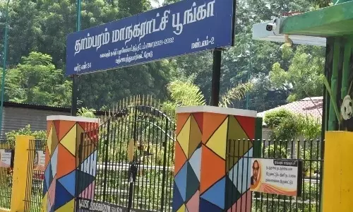 Tamil Nadu: द्रमुक, अन्नाद्रमुक तंबरम पार्षदों ने निगम की निष्क्रियता पर झंडा उठाया