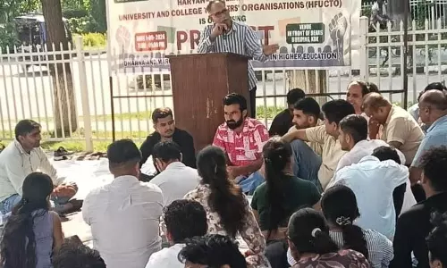 हरियाणा में खाली शिक्षण पदों पर बढ़ा विवाद