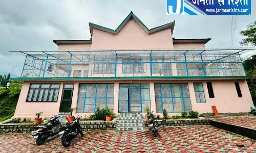 चामुंडा में ‘SHE HAAT’ से महिला उद्यमिता को बढ़ावा चामुंडा में ‘SHE HAAT’ से महिला उद्यमिता को बढ़ावा