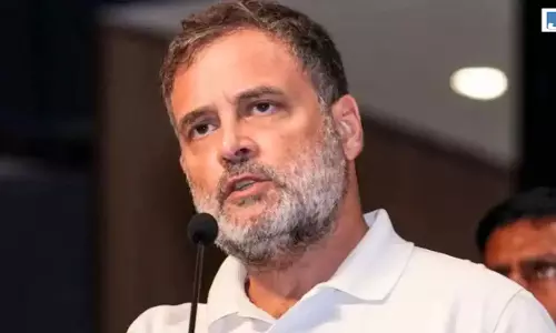 राहुल गांधी की नागरिकता पर बड़ा फैसला कोर्ट ने खारिज की याचिका राहुल गांधी की नागरिकता पर बड़ा फैसला कोर्ट ने खारिज की याचिका