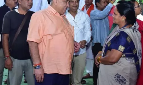 मितानिन बहनें छत्तीसगढ़ के स्वास्थ्य तंत्र की मजबूत और महत्वपूर्ण कड़ी: राजेश अग्रवाल मितानिन बहनें छत्तीसगढ़ के स्वास्थ्य तंत्र की मजबूत और महत्वपूर्ण कड़ी: राजेश अग्रवाल