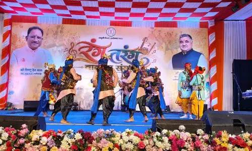 गुदुम बाजा और मोहरी की पारंपरिक धुनों से सजा ‘रंग-तरंग’ का दूसरा दिन गुदुम बाजा और मोहरी की पारंपरिक धुनों से सजा ‘रंग-तरंग’ का दूसरा दिन