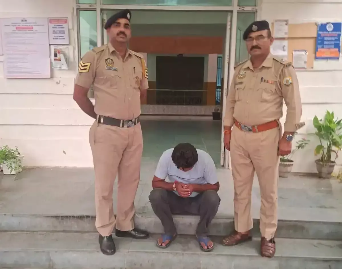 Nahan: 3.21 ग्राम चिट्टे के साथ आरोपी दबोचा, पांवटा साहिब पुलिस की कार्रवाई Nahan: 3.21 ग्राम चिट्टे के साथ आरोपी दबोचा, पांवटा साहिब पुलिस की कार्रवाई