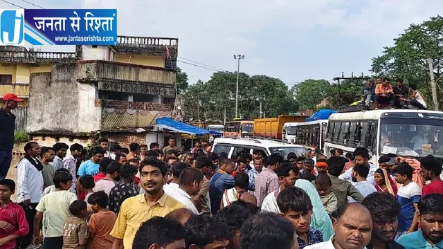 NH-343 तीन घंटे से अधिक जाम करने पर 14 नामजद समेत 40 अज्ञात पर FIR NH-343 तीन घंटे से अधिक जाम करने पर 14 नामजद समेत 40 अज्ञात पर FIR