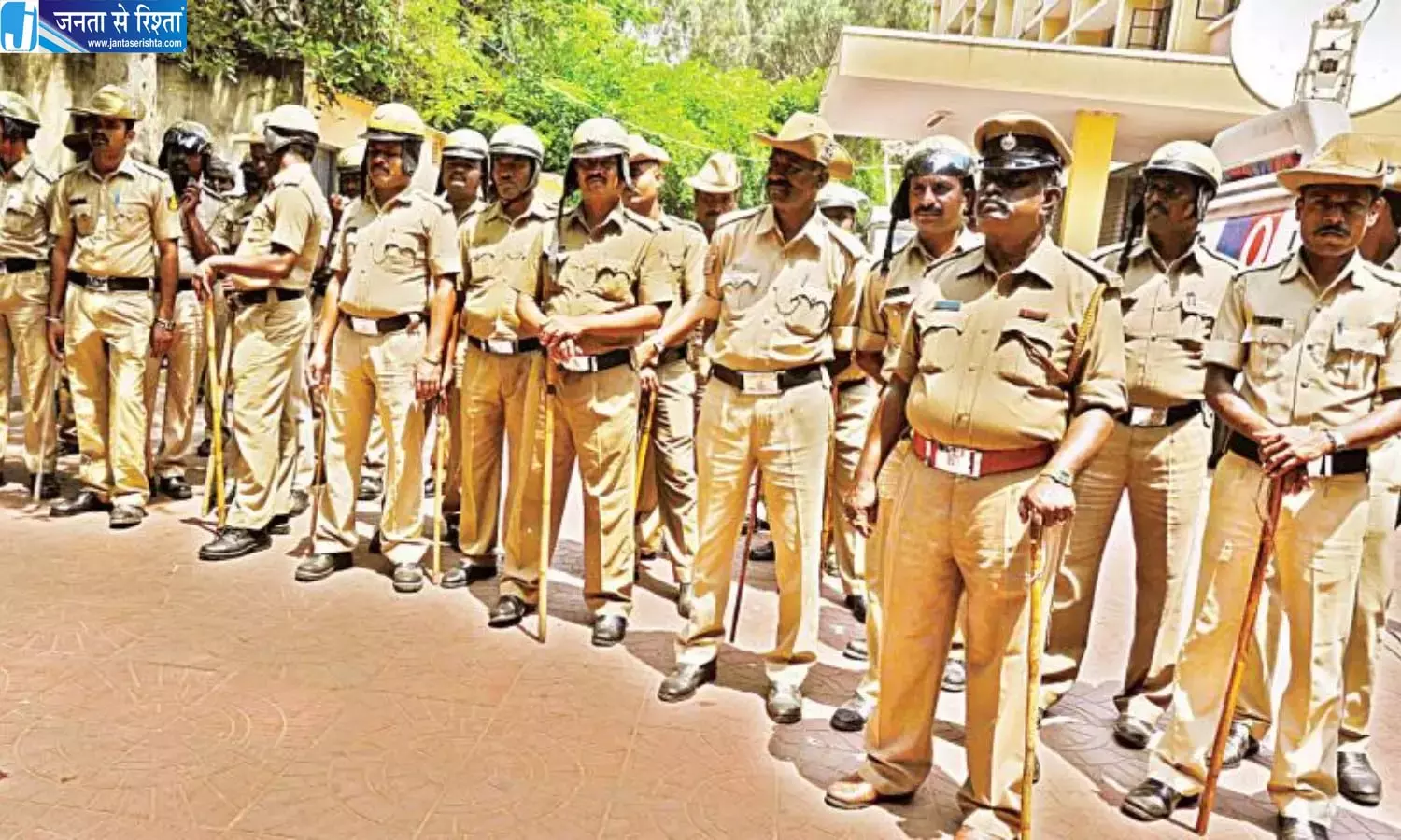 पोस्ट के बदले रिश्वत की बातचीत को लेकर कर्नाटक के तीन सब-इंस्पेक्टर सस्पेंड किए गए पोस्ट के बदले रिश्वत की बातचीत को लेकर कर्नाटक के तीन सब-इंस्पेक्टर सस्पेंड किए गए