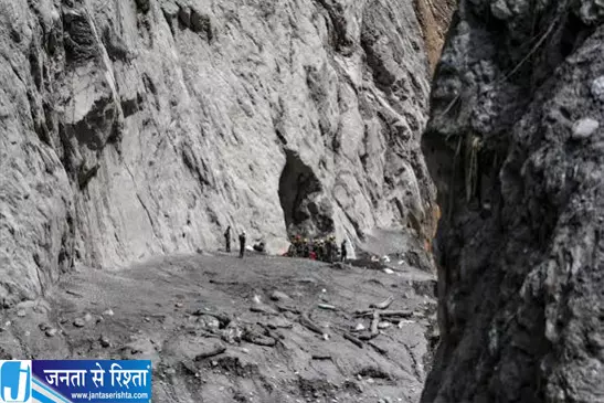 ग्लेशियर झीलें बढ़ा रहीं खतरा सिक्किम में नेपाल जैसी आपदा से निपटने की तैयारी ग्लेशियर झीलें बढ़ा रहीं खतरा सिक्किम में नेपाल जैसी आपदा से निपटने की तैयारी