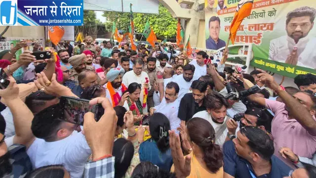 अमृतसर में डॉ. पूनिया का जोरदार स्वागत अमृतसर में डॉ. पूनिया का जोरदार स्वागत