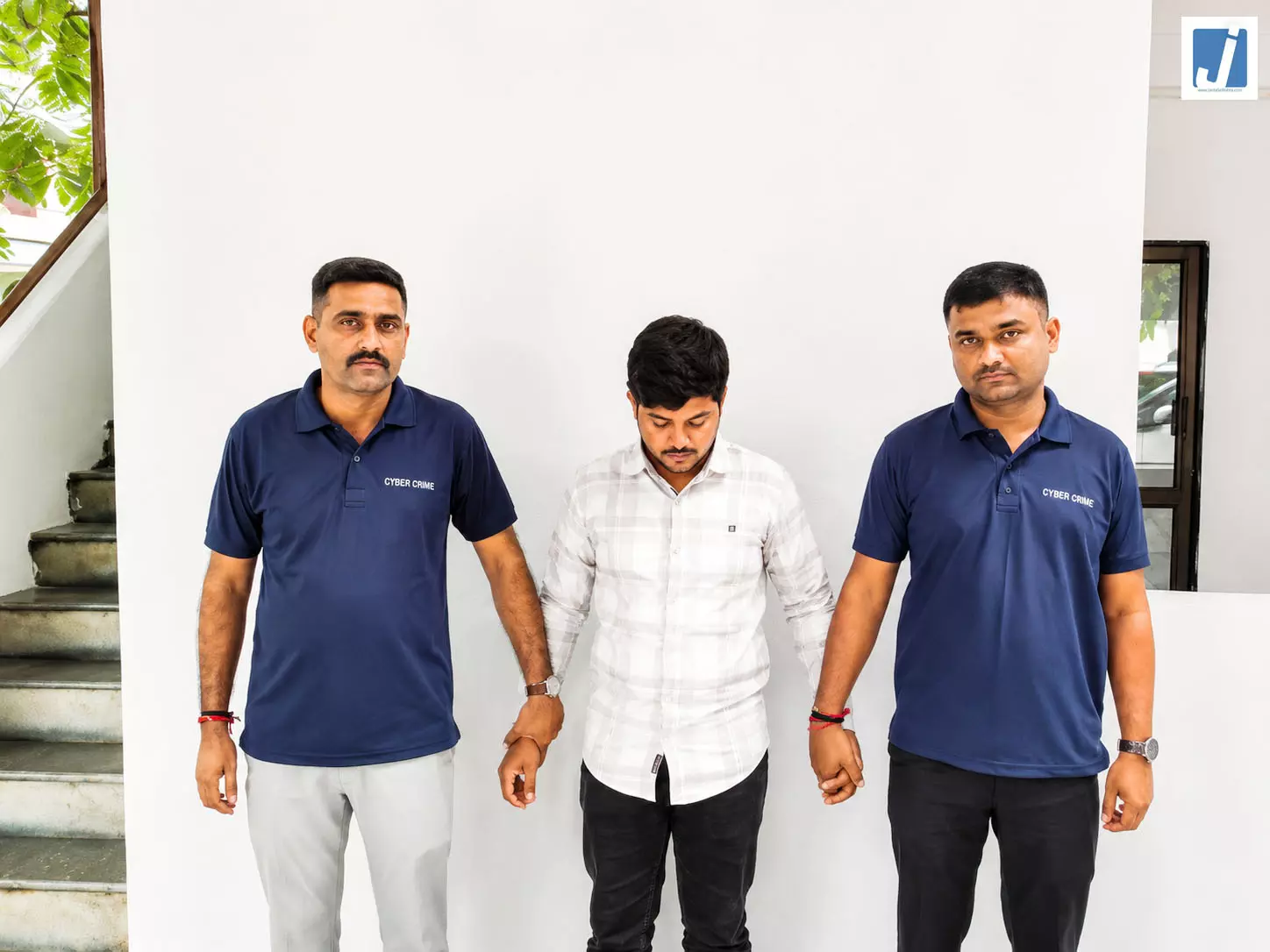 रील देखो पैसे कमाओ: 150 रुपए देकर जीता भरोसा, फिर 26 लाख की साइबर ठगी रील देखो पैसे कमाओ: 150 रुपए देकर जीता भरोसा, फिर 26 लाख की साइबर ठगी