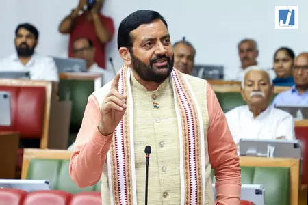 एबी-पीएमजेएवाई के तहत स्वास्थ्य सेवाएं सामान्य रूप से जारी हैं: हरियाणा सरकार एबी-पीएमजेएवाई के तहत स्वास्थ्य सेवाएं सामान्य रूप से जारी हैं: हरियाणा सरकार
