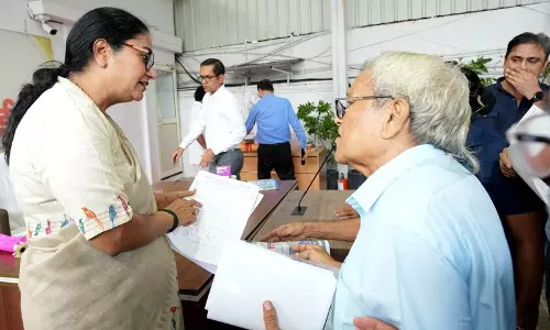 Delhi रेखा गुप्ता ने सुनीं नागरिकों की शिकायतें