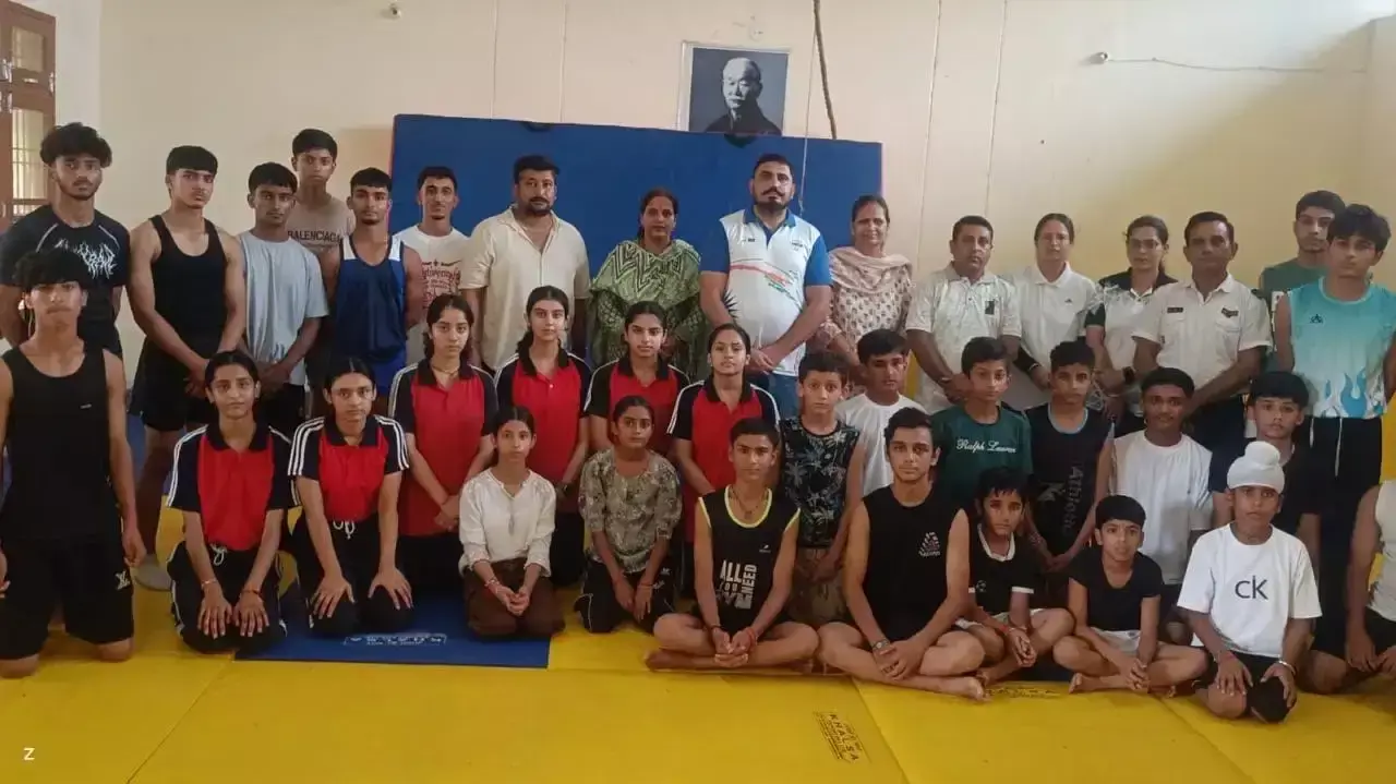 Kathua: खेल चयन ट्रायल में दिखा खिलाड़ियों का उत्साह, योग-जिम्नास्टिक में शानदार प्रदर्शन