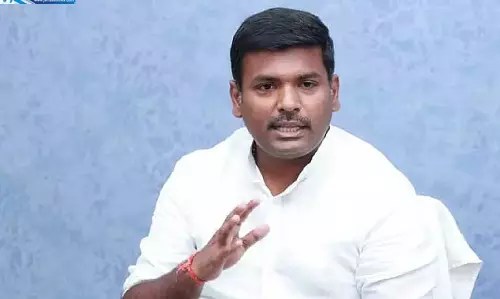 अमरनाथ का कहना है कि YSR की पुण्यतिथि पर पोलावरम से पानी छोड़ा जाना ईश्वर की योजना है अमरनाथ का कहना है कि YSR की पुण्यतिथि पर पोलावरम से पानी छोड़ा जाना ईश्वर की योजना है