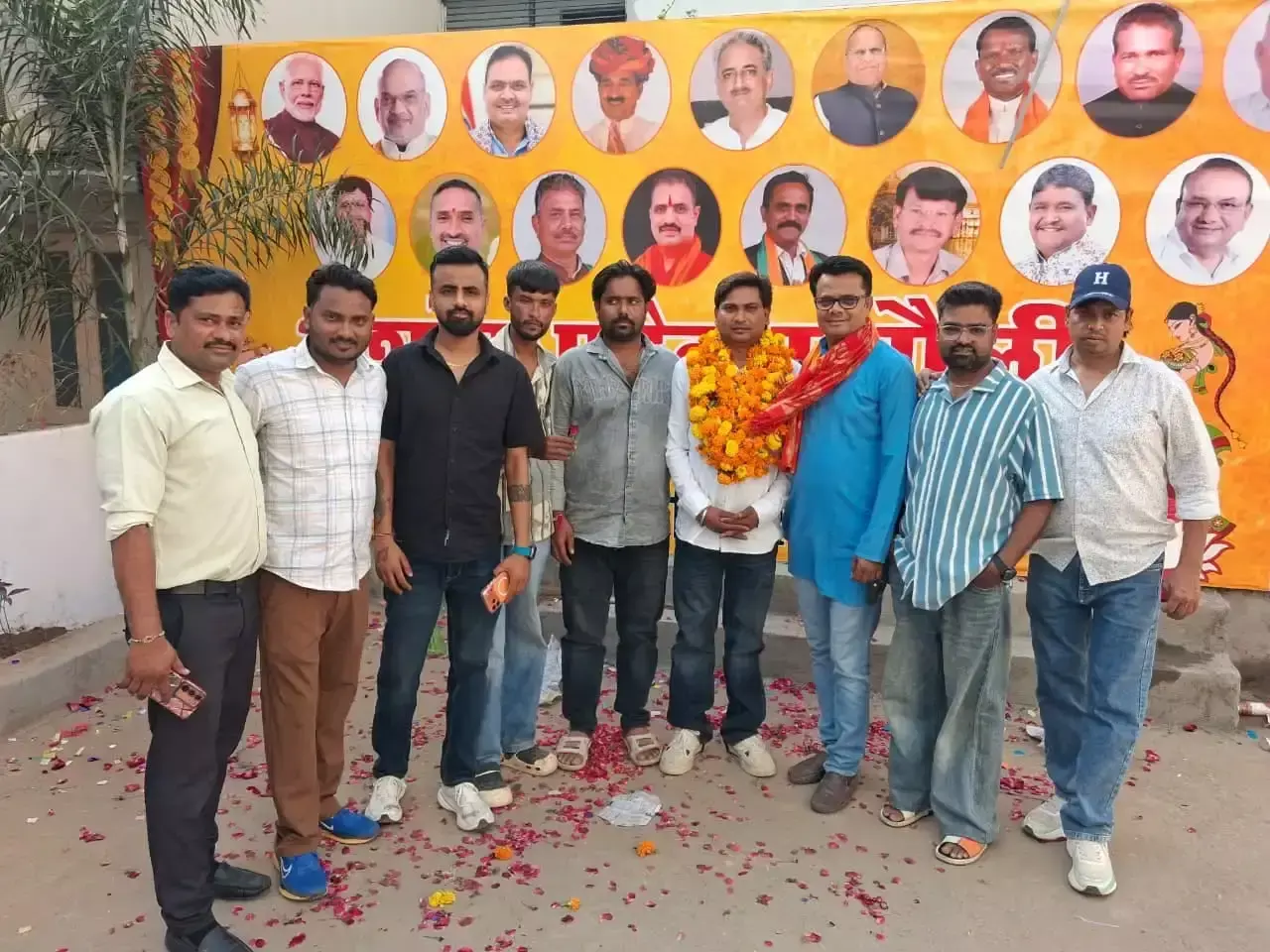 Dungarpur: डूंगरपुर में मतदान से पहले भाजपा को बड़ी सफलता, दो वार्डों में जीत तय