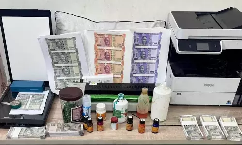 500, 200, 100 रुपये के 1,124 नकली नोट बरामद...Zomato डिलीवरी बॉय, Rapido ड्राइवर और ऑटो चलाने वाला निकले सौदागर