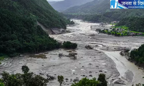 Telangana: कैलाश यात्रा के दौरान हुई त्रासदी के बाद ईशा फ़ाउंडेशन की आलोचना हो रही है Telangana: कैलाश यात्रा के दौरान हुई त्रासदी के बाद ईशा फ़ाउंडेशन की आलोचना हो रही है